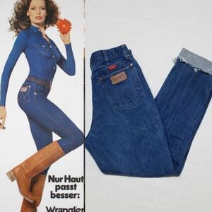 VINTAGE 1970s Wrangler USA Made Raw Cut High Rise Cropped Mom Jeans 12